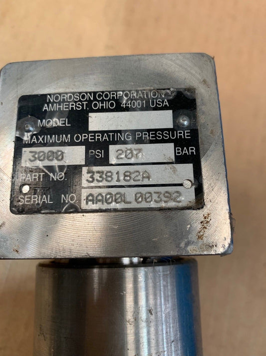 Nordson 338182A Nordson  hot melt dispenser drain valve 338182 3000Psi  207 Bar