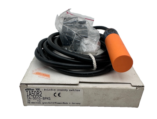 IFM EFECTOR IA5082 IA-3010-BPKG INDUCTIVE PROXIMITY SWITCH x1pc
