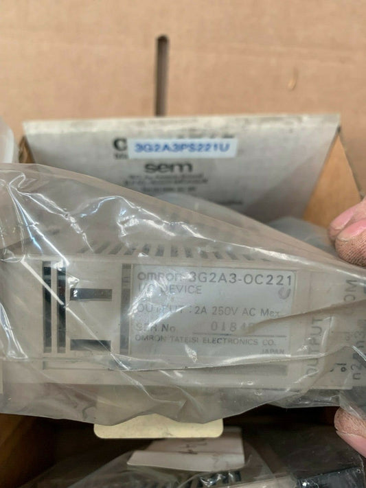 OMRON SYSMAC 3G2A3 - OC221 I/O DEVICE OUTPUT MODULE *USED* - KLR Automation