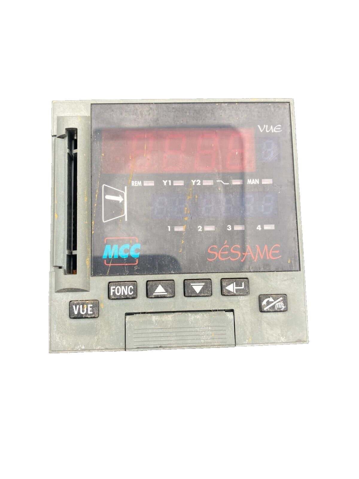 MCC SESAME S IO 9000 A0 H0 PXX REGULATEUR DE TEMPERATURE