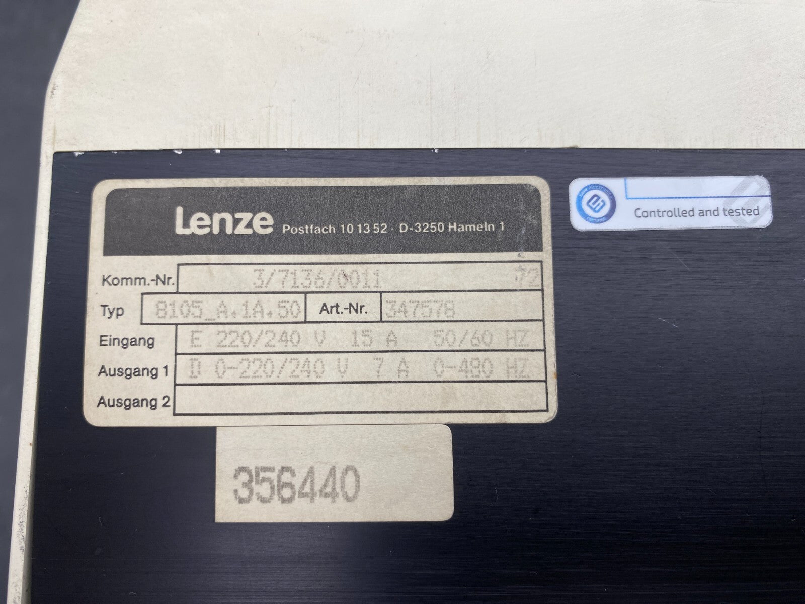 LENZE 8100 8105 8105_A.1A.50 3/7136/0011 220/240V 15A