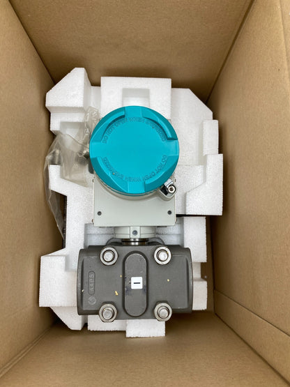 SIEMENS SITRANS P DSIII DIFFERENTIAL PRESSURE 7MF44331DE021PC1-Z 7MF4433