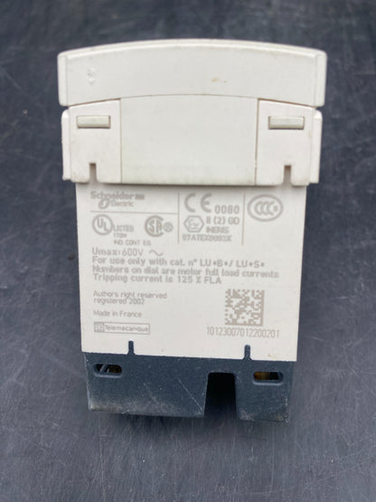 LOT OF 2 SCHNEIDER ELECTRIC LUCA18FU 110 - 240V CONTROL UNIT - KLR Automation