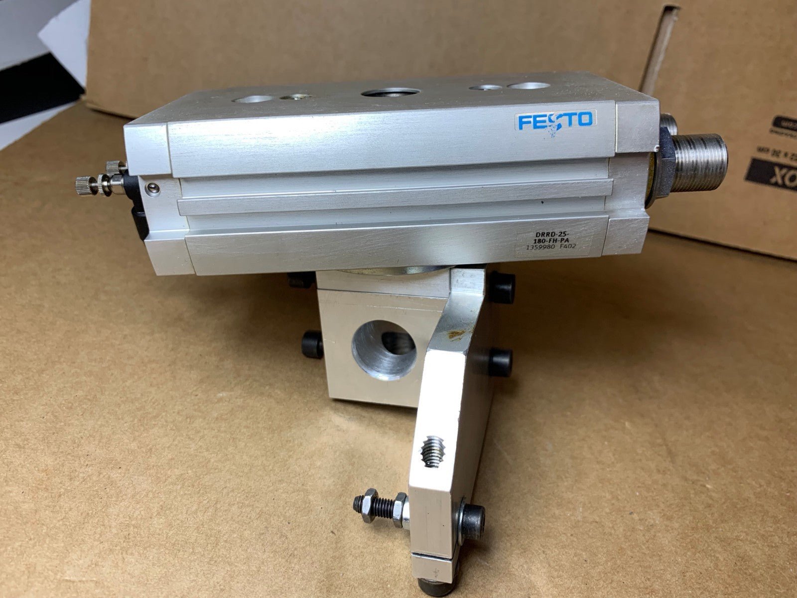 FESTO 1359980 DRRD - 25 - 180 - FH - PA SEMI - ROTARY DRIVE - KLR Automation