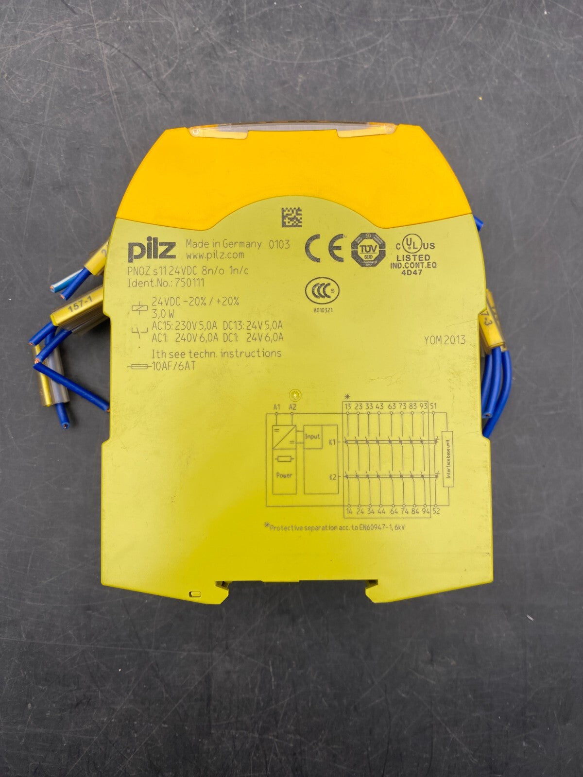 PILZ PNOZ S11 TTH3 K241 24VDC 8N/O 1N/C 750111 SAFETY RELAY