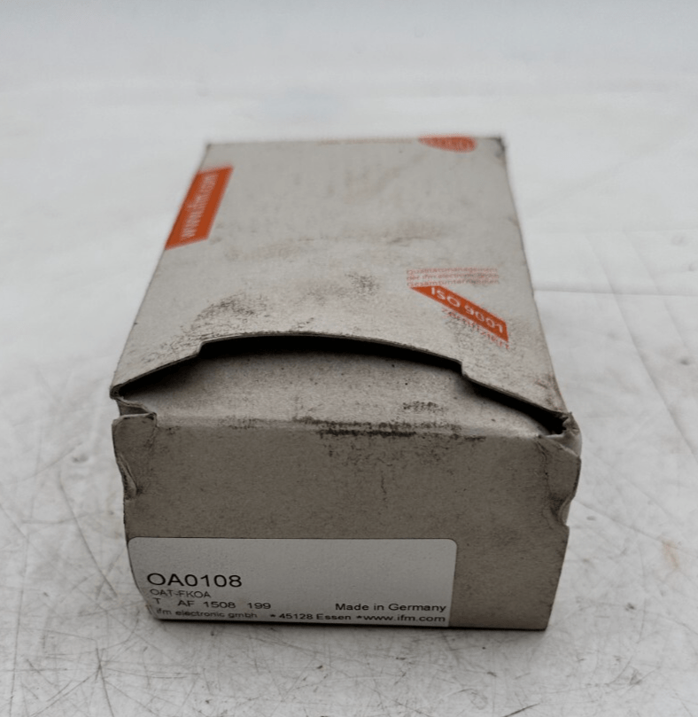 IFM ELECTRONIC OA0108 OAT - FKOA PHOTOELECTRIC SENSOR - KLR Automation
