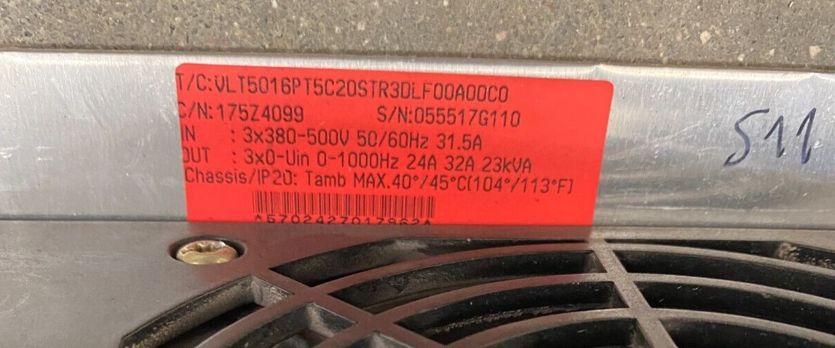DANFOSS VLT 5000 VLT5016PT5C20STR3DLF00A00C0 3x380-500V 31.5A 23kVA VARIATEUR