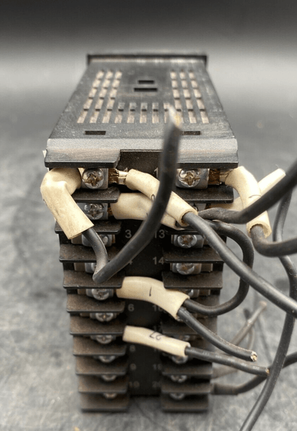 YUDIAN AI CONTROLEUR DE TEMPERATURE - KLR Automation