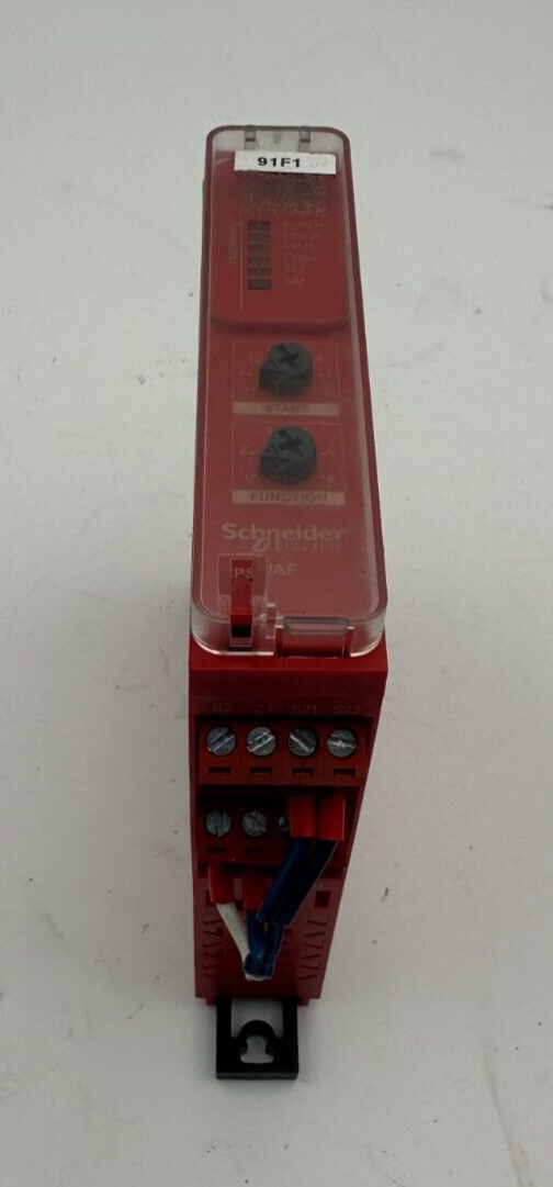 Schneider Electric - XPSUAF13AP - Module de sécurité x1pc