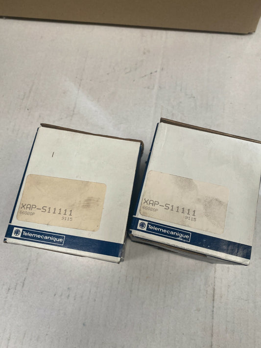 1pc x Telemecanique schneider BOITE INVIOLABLE  XAP-S11111