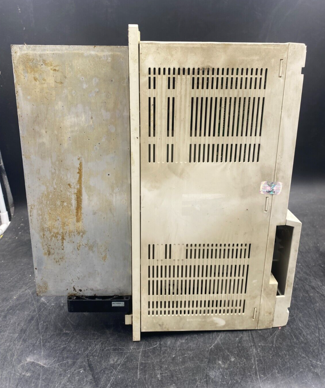 MITSUBISHI MDS-B-V1-45 SERVO DRIVE UNIT AFFICHAGE ALARME BATTERIE POUR PIECES
