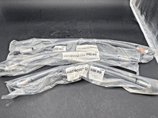 LOT OF 3 MAZAK H85M09053S0 70 - 9X 530FUFU - S FLEXIBLE HOSE - KLR Automation