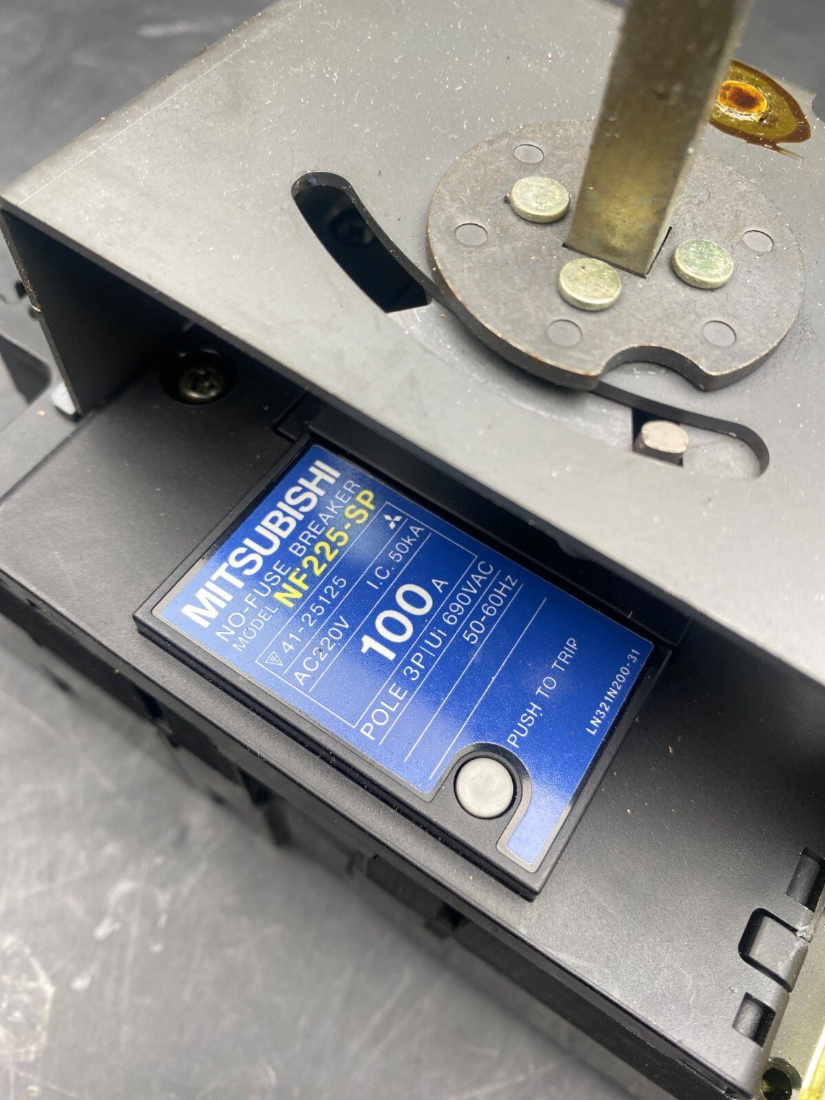 MITSUBISHI NF225 - SP 100A CIRCUIT BREAKER - KLR Automation