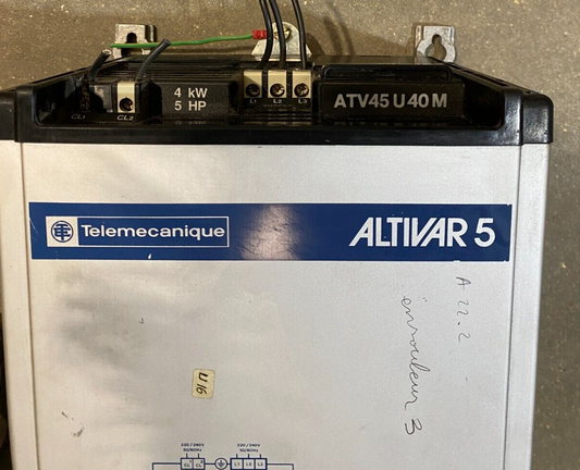 TELEMECANIQUE ALTIVAR 5 ATV45U40M 4kW 5HP CONVERTISSEUR DE FREQUENCE