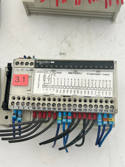 7pc x SCHNEIDER ELECTRIC PASSIVE CONNECTION SUB-BASE ABE7-H16R11 30VDC 1.6 A