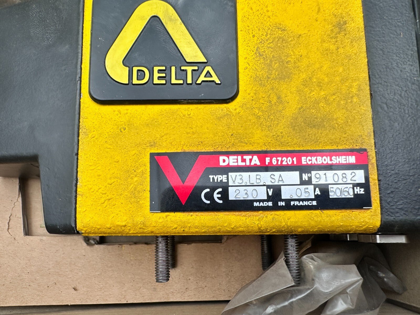 DELTA V3 - LB - SA BARRIERE OPTIQUE A REFLEXION NEW OLD STOCK - KLR Automation