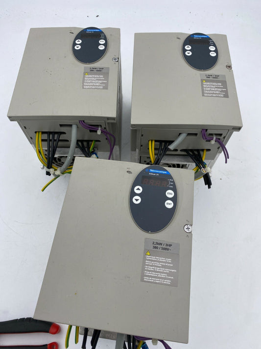1pc x. TELEMECANIQUE ATV31HU22N4 DRIVE 2.2KW 3HP 380/500V - KLR Automation