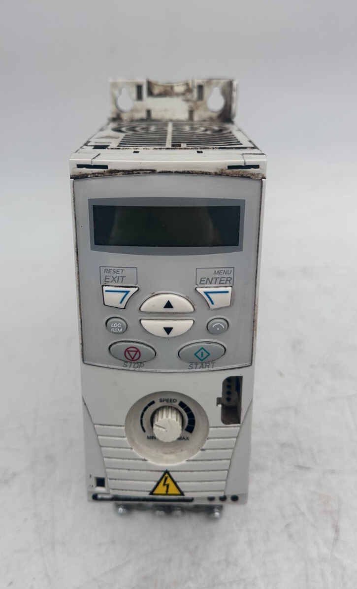 ABB ACS150-03E-01A9-4 UL TYPE 1 MUL1 OPTION 0.55kW FREQUENCY CONVERTER