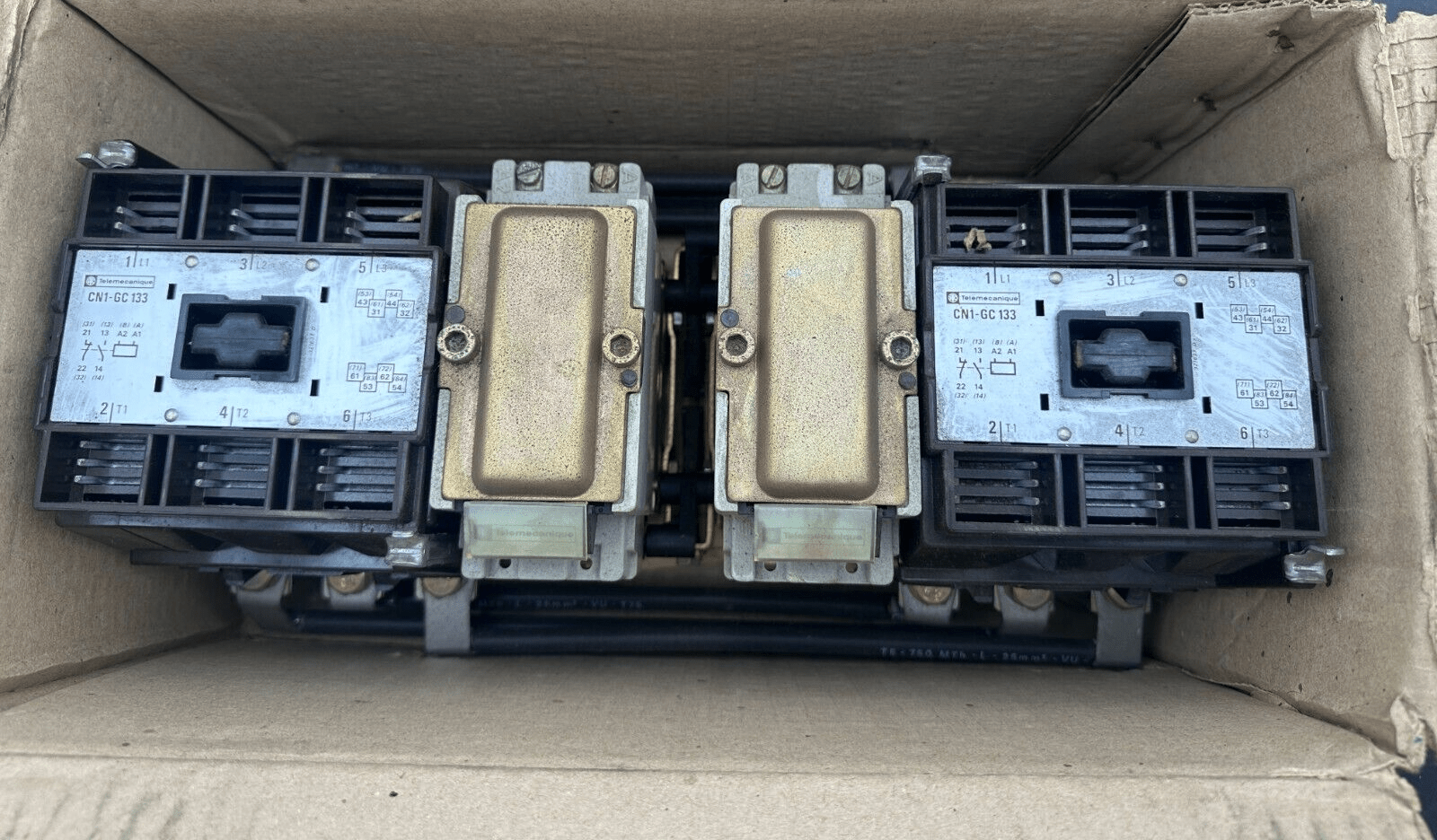 TELEMECANIQUE CN1 - GC 133 CONTACTEUR x2pc - KLR Automation