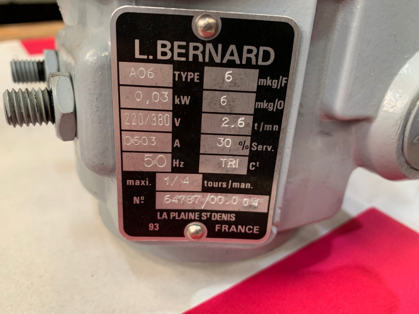 1 x .  BERNARD CONTROLS ELECTRIC ACTUATOR A06 Valve NEW