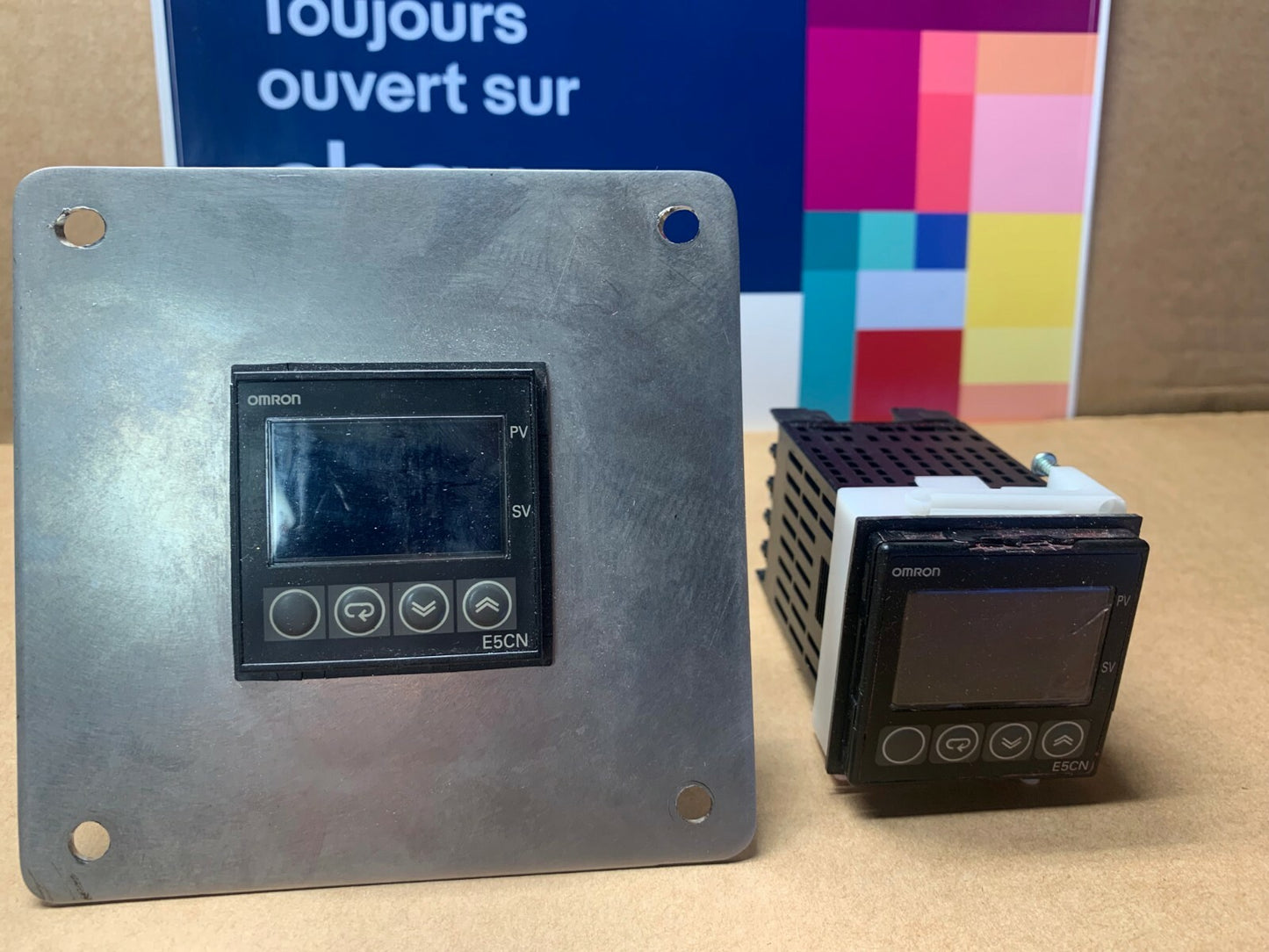 Lot de 2 piece /  Omron / Temperatur Controller / Typ: E5CN-R2MP-500