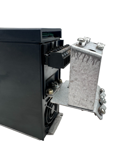 DANFOSS VLT 2800 195N1004 VLT2805PT4B20SBR1DBF00A00 3x380-480V 50/60Hz 1.6A