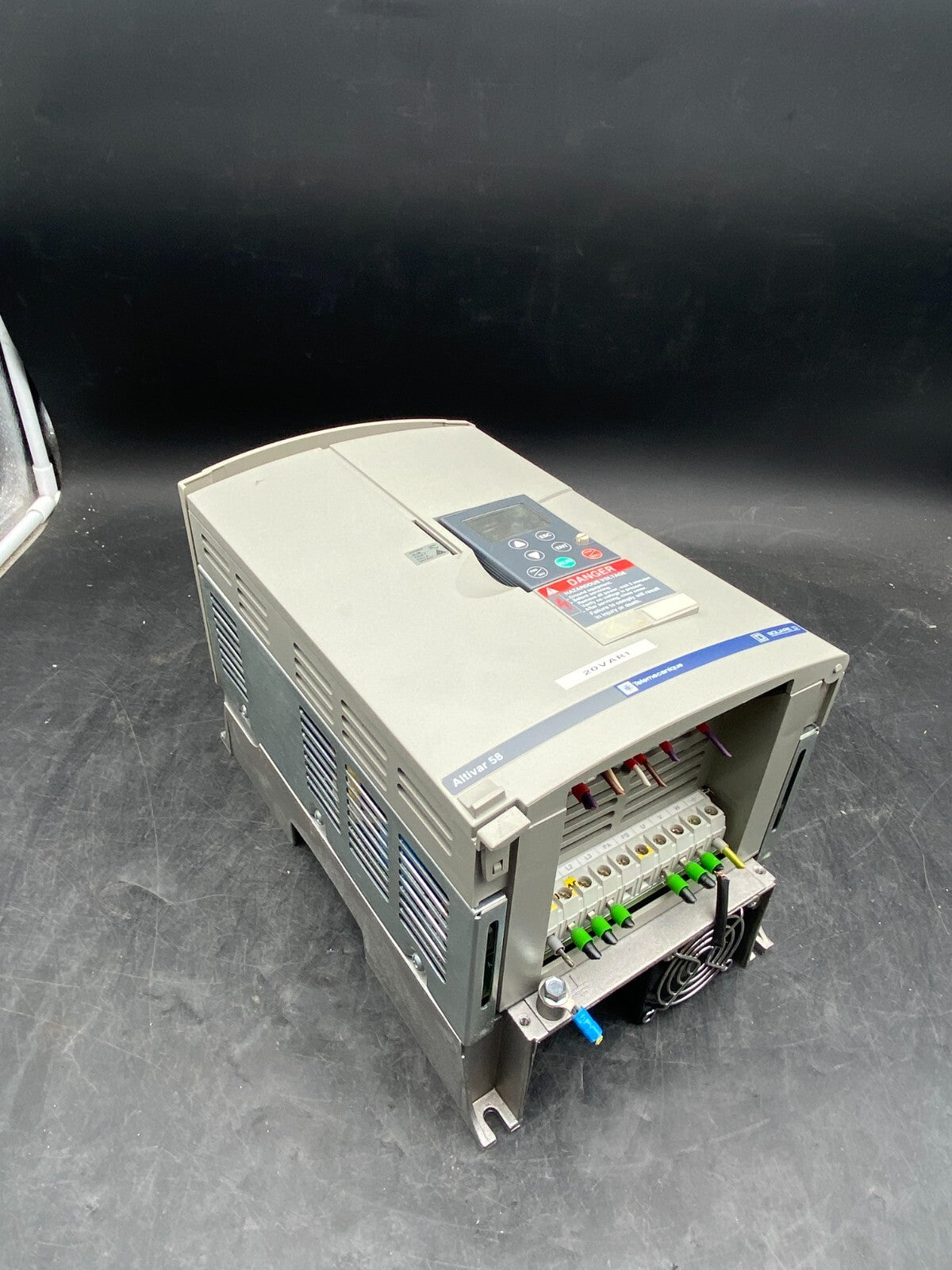 TELEMECANIQUE ATV58HU54M2 ALTIVAR 58 3HP 3kW 200/240V - KLR Automation
