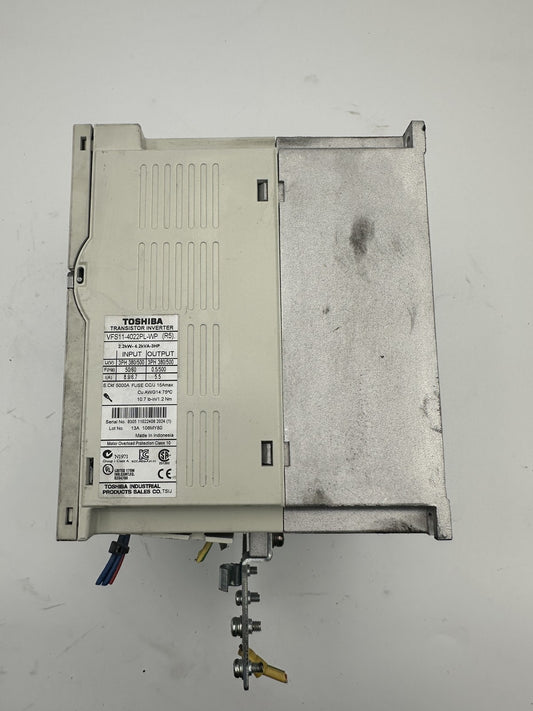 Toshiba VF-S11 VFS11-4022PL-WP Transistor Inverter 3PH 380/500