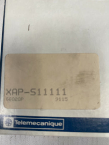 1pc x Telemecanique schneider BOITE INVIOLABLE  XAP-S11111