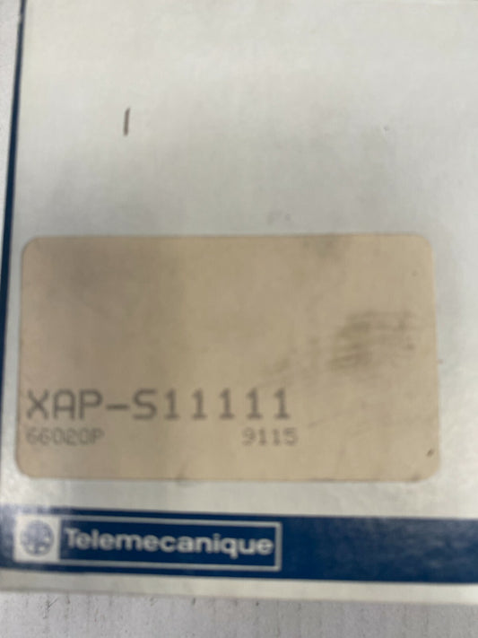 1pc x Telemecanique schneider BOITE INVIOLABLE  XAP-S11111