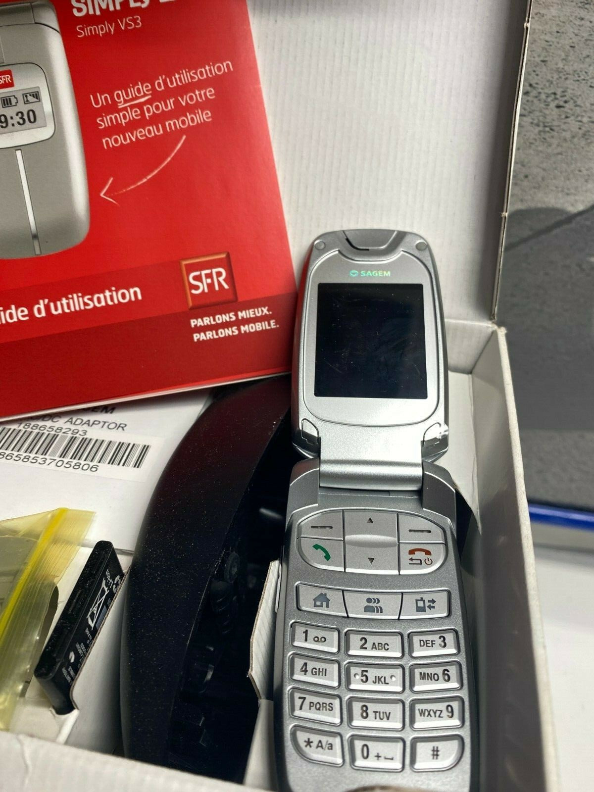 Simply F300 Sagem VS3 Mobile Phone Old Stock Rare collectors Mobile Phone Cell 