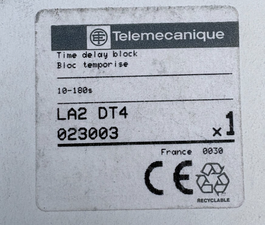 TELEMECANIQUE BLOC TEMPORISE LA2 DT4 x1