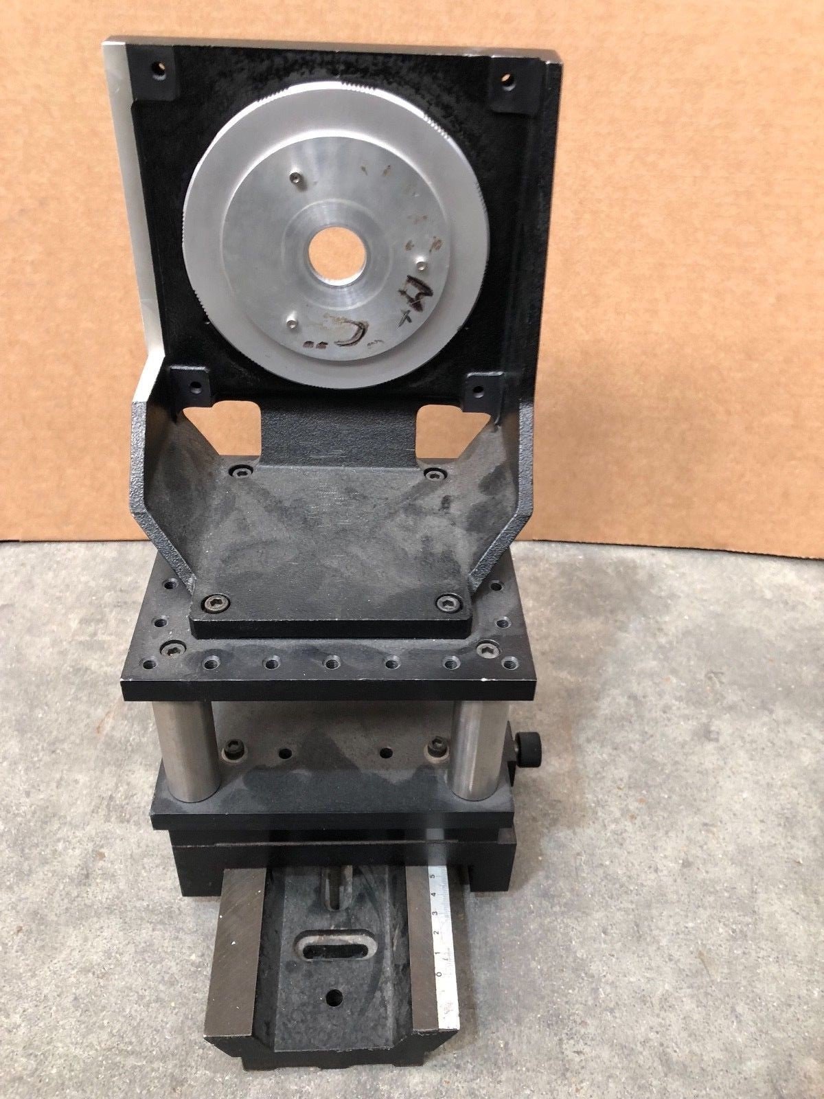 Banc optic EALING ELECTRO - OPTICS EEO outil provenant de chez Kinoptik Paris 4 - KLR Automation