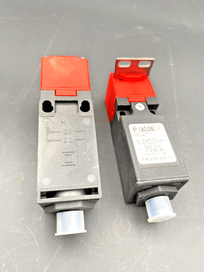 1pc x LOT OF 2 PIZZATO IMO FR 692 - DK70 SAFETY SWITCH - KLR Automation