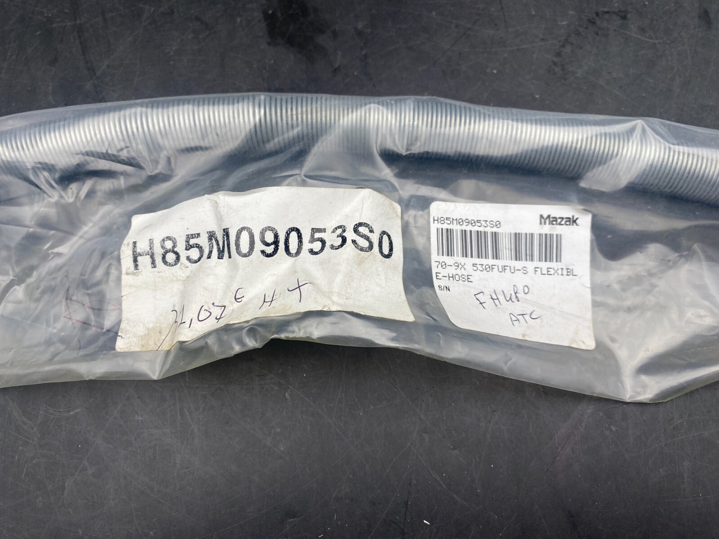LOT OF 3 MAZAK H85M09053S0 70 - 9X 530FUFU - S FLEXIBLE HOSE - KLR Automation