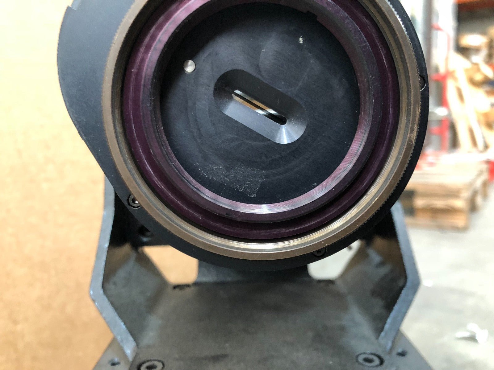 Tour optic EALING ELECTRO - OPTICS EEO outil provenant de chez Kinoptik Paris 2 - KLR Automation