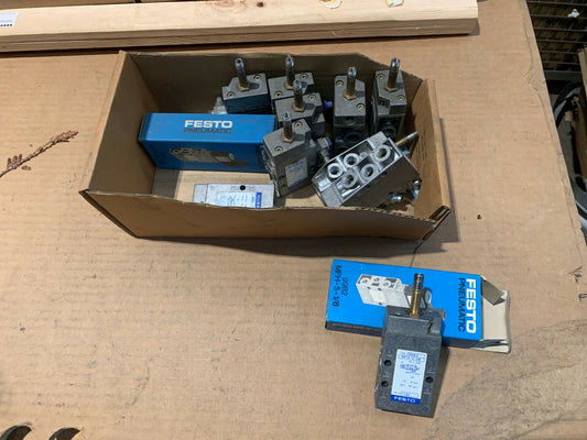New Old Stock 1pc x SOLENOID VALVE 5/2 MONOSTABLE MFH-5-1/8 1.8-8bar FESTO 9982 