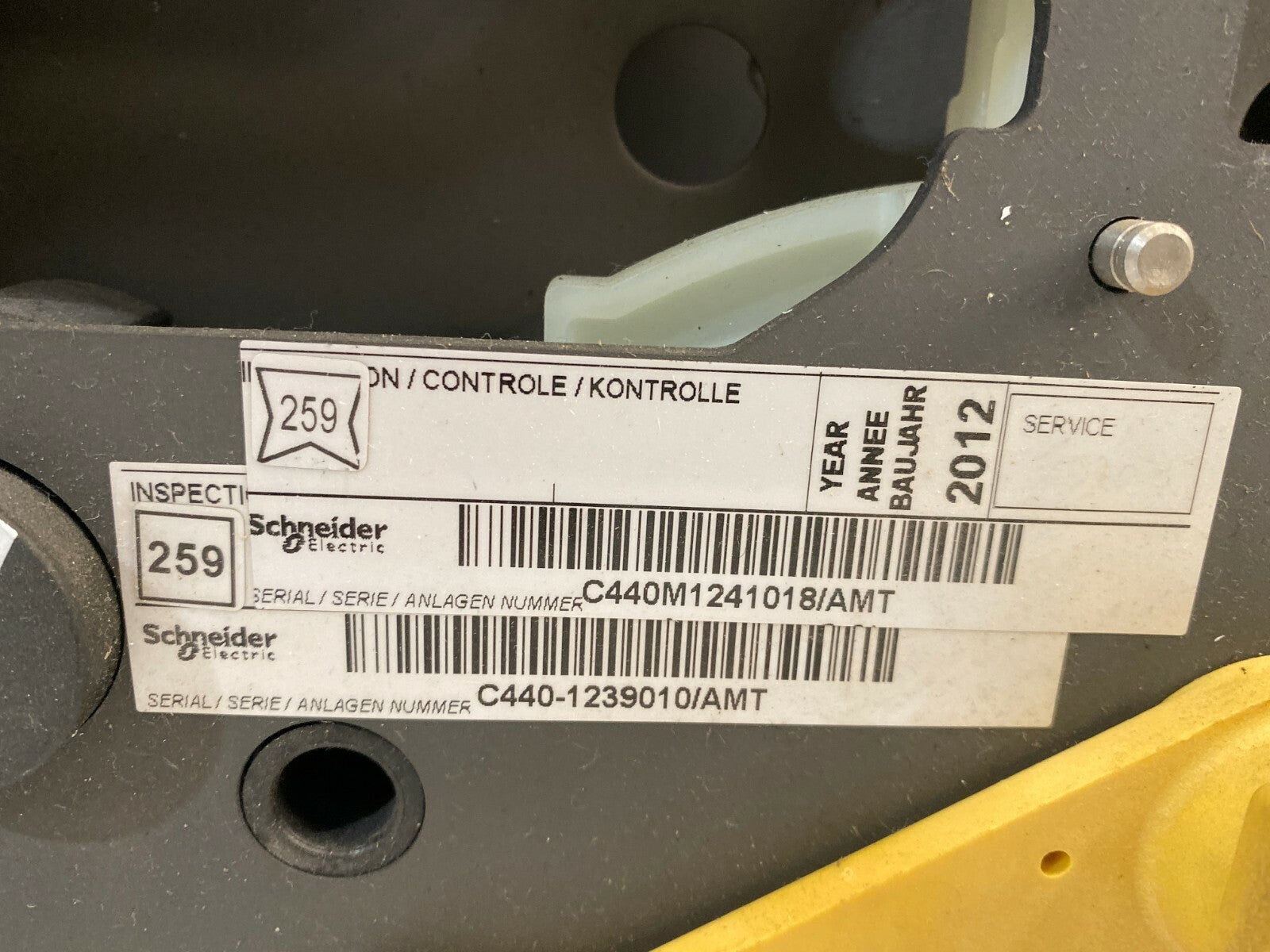 1pc x     Haute Tension SCHNEIDER Fluokit M24+  C440M mechanical control 