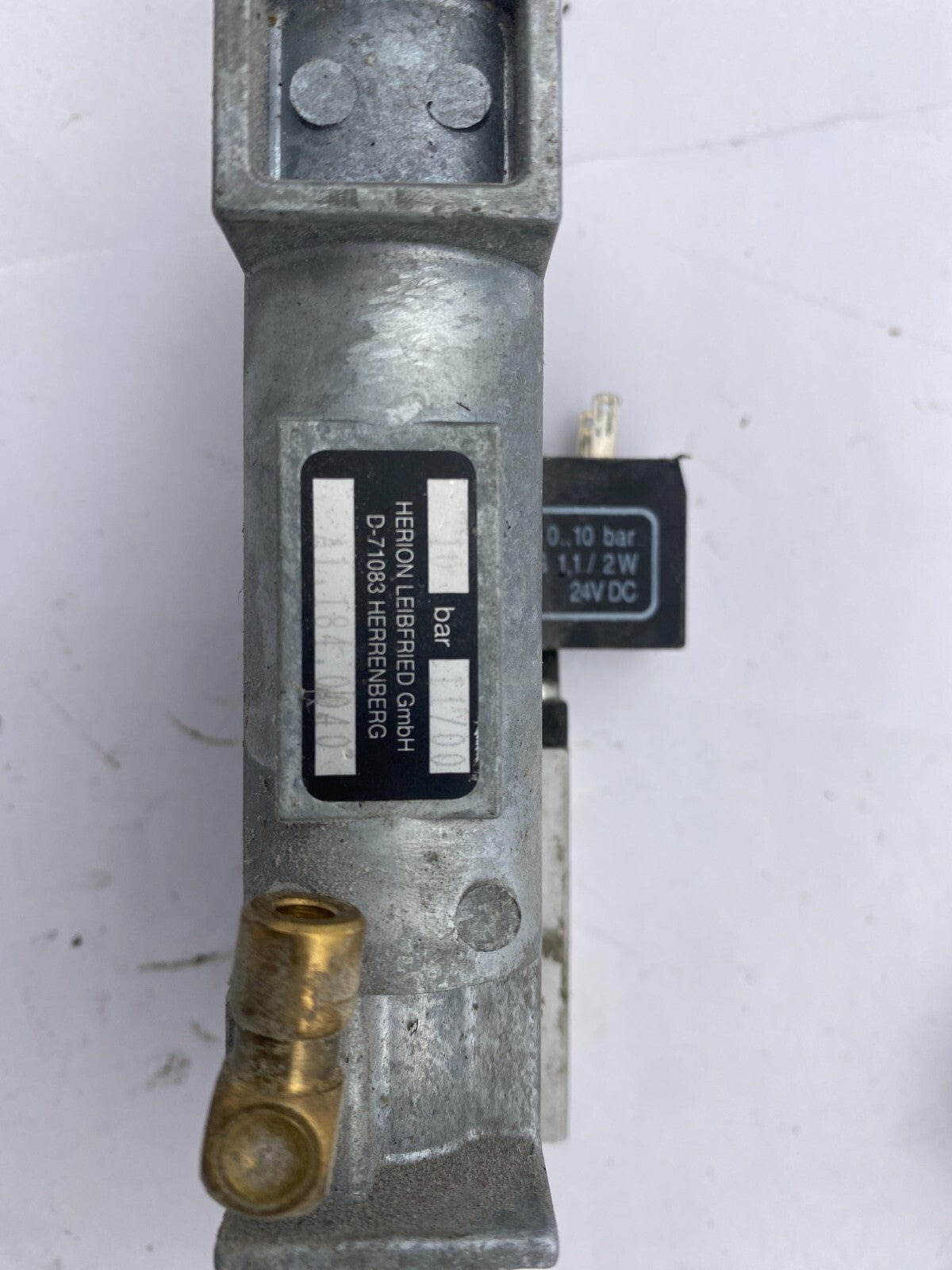 1pc x HERION LEIBFRIED CYLINDER FOR QM46  A1.184.0040 + VALVE 0302 9000 024 00