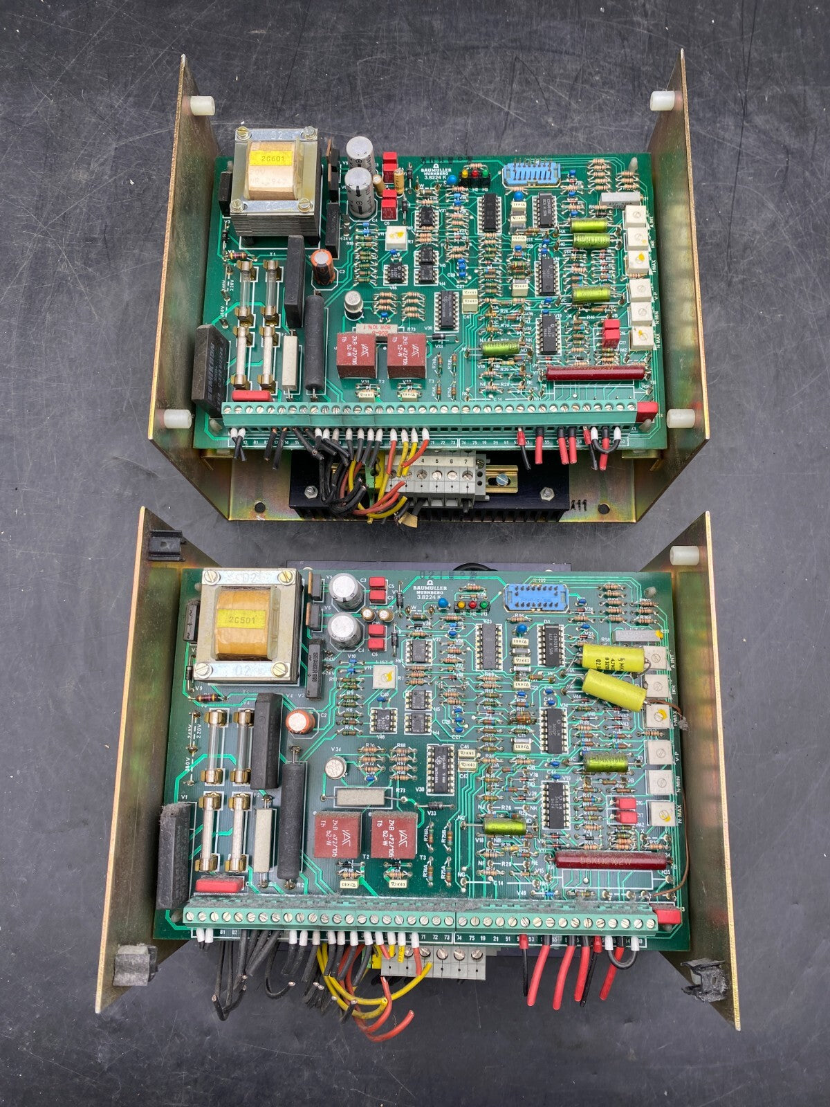 HEINRICH BAUMULLER BE 2/10/300-201000000 CONTROLLER x1pc