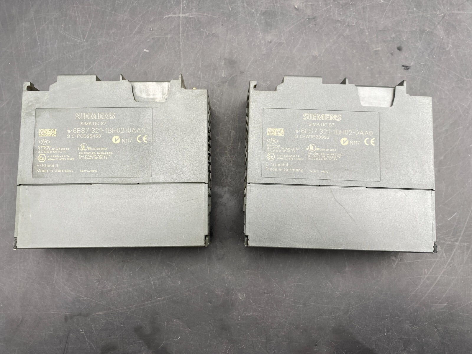 1pcx SIEMENS SIMATIC SM321 1P  6ES7 321-1BH02-0AA0 E-STAND5 DIGITAL INPUT MODULE