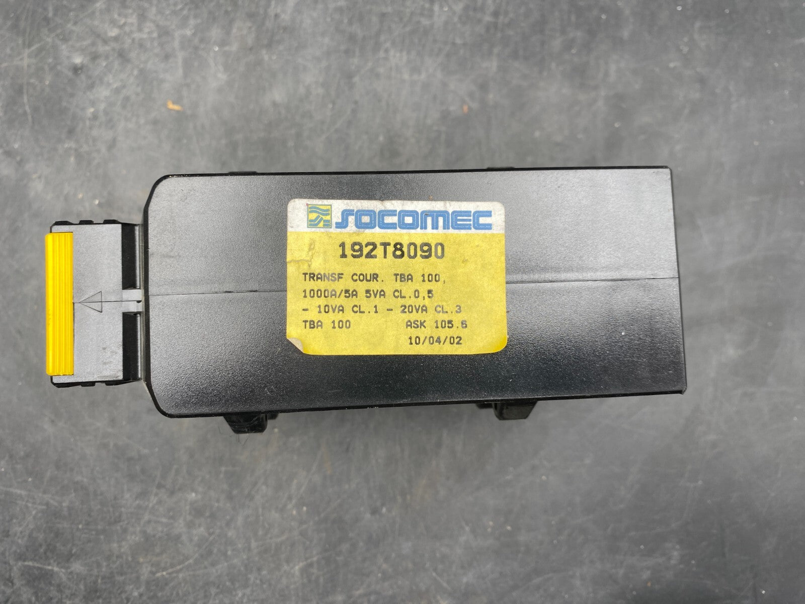 LOT DE 2 SOCOMEC TBA100 750/5 CLASSE 0.5 5VA 192T8075 + TBA100 1000/5 192T8090 - KLR Automation