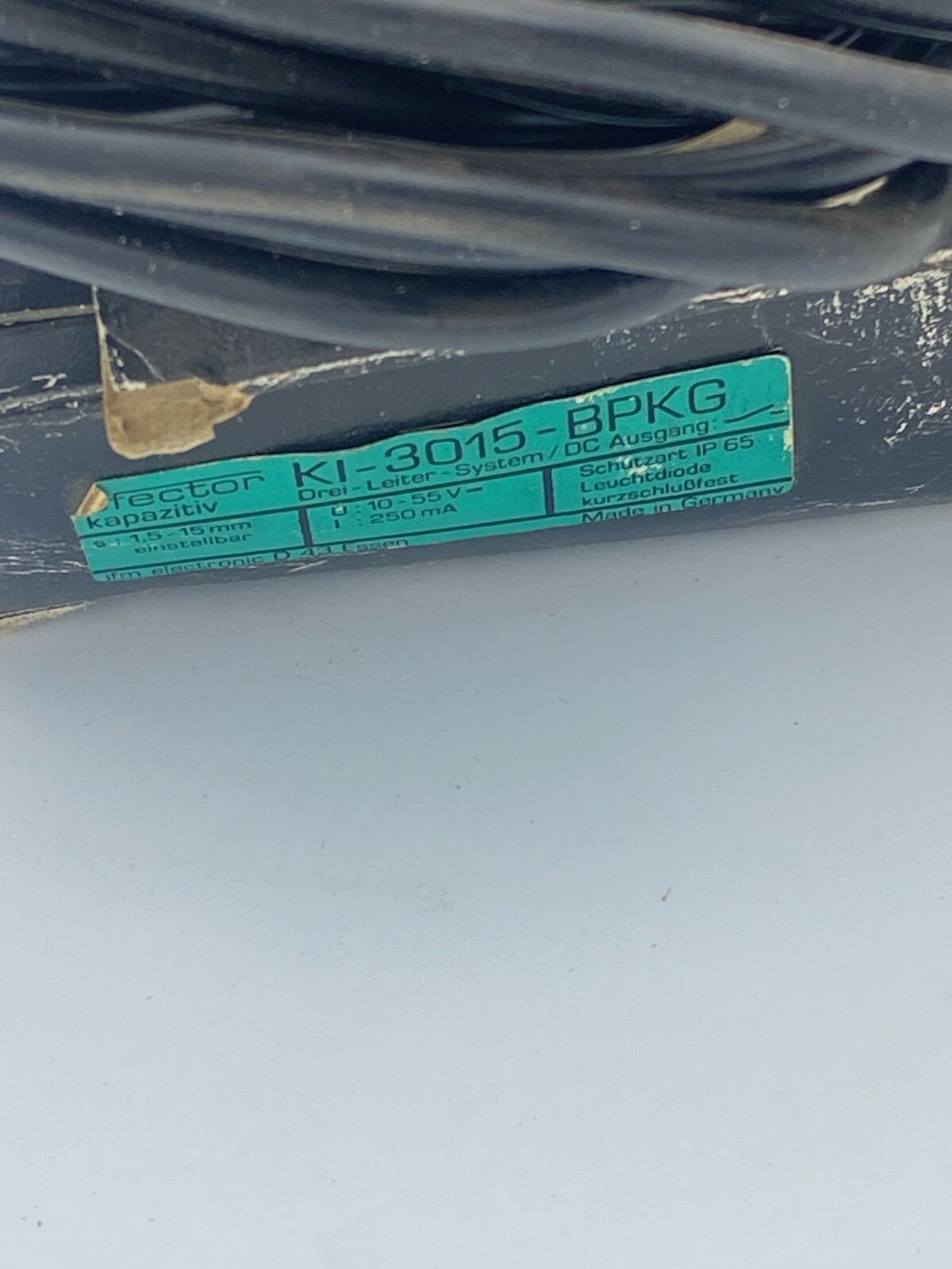 1pc x.       FM KI5002  KI-3015-BPKG Sensor