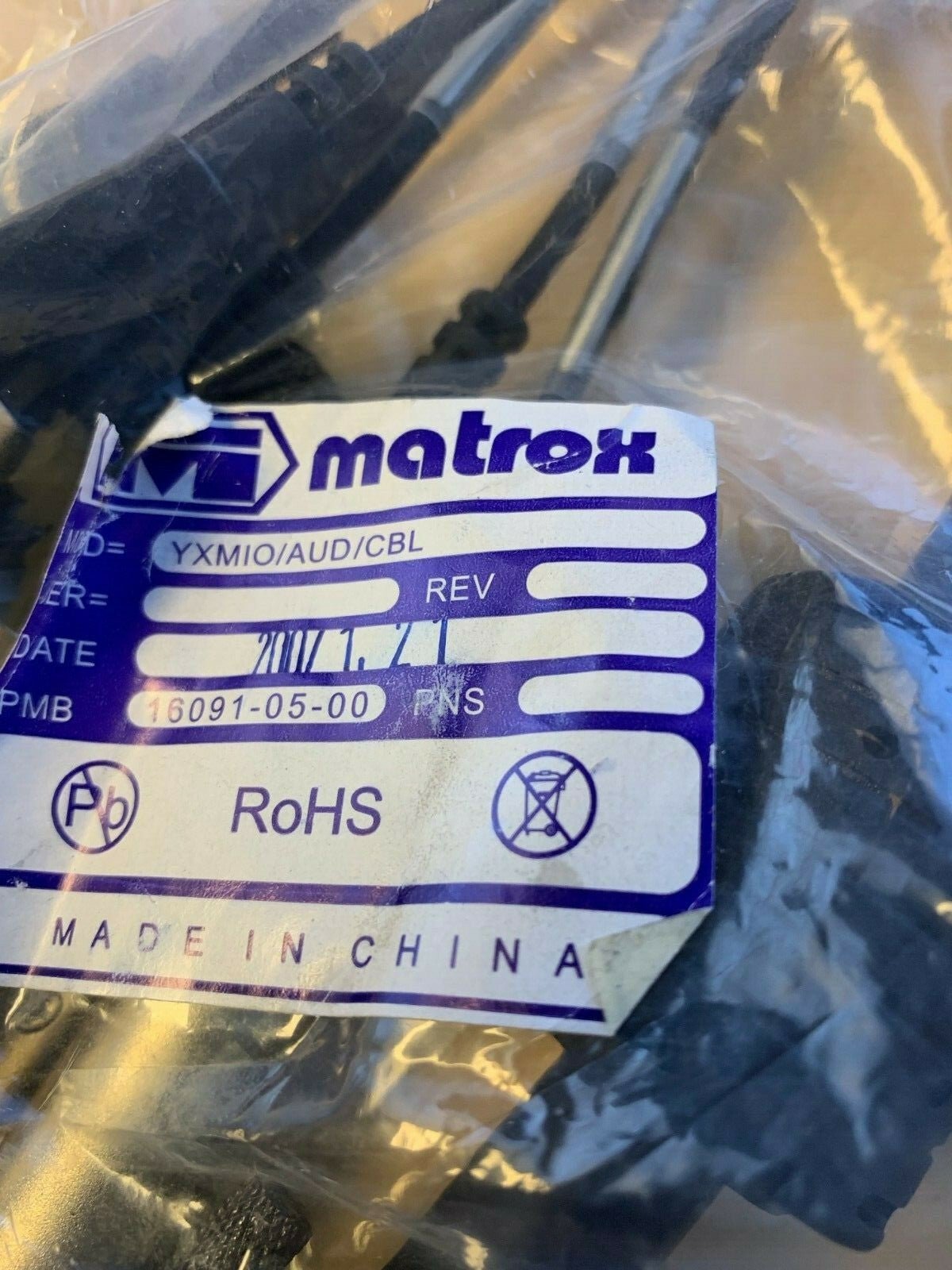 Lot de 4 x New Matrox XMIO audio breakout cable XMIO/AUD/CBL 16091 - 05 - 00 - KLR Automation