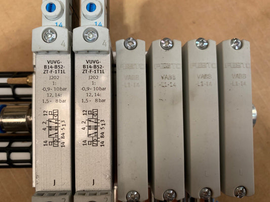 Festo Manifold assembly VTUG - S 572230 3S7PLPRH3FV + 2x VUVG - B14 - B52 - ZT - F - 1T1L - KLR Automation