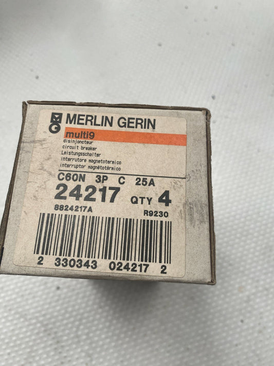 4pc x Merlin Gerin 24217 Schneider Multi 9 C60N - disjoncteur modulaire - 3P - KLR Automation