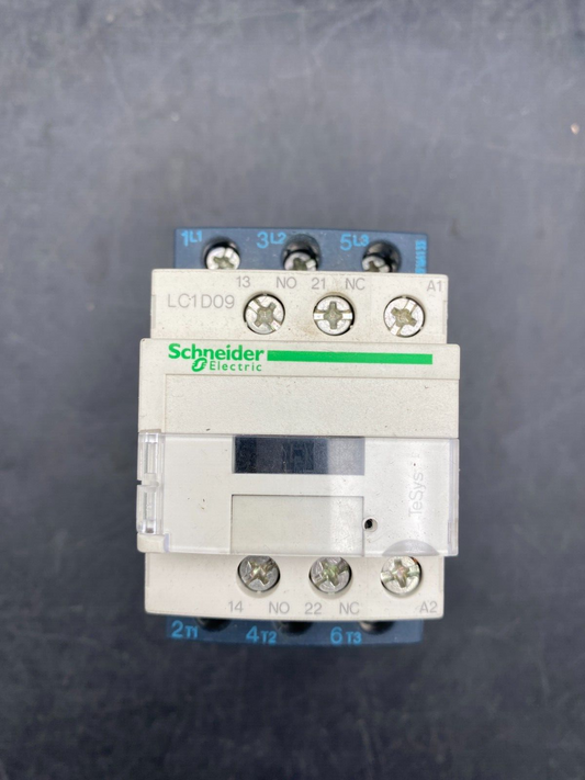 LOT DE 8 SCHNEIDER ELECTRIC LC1D09 CONTACTOR