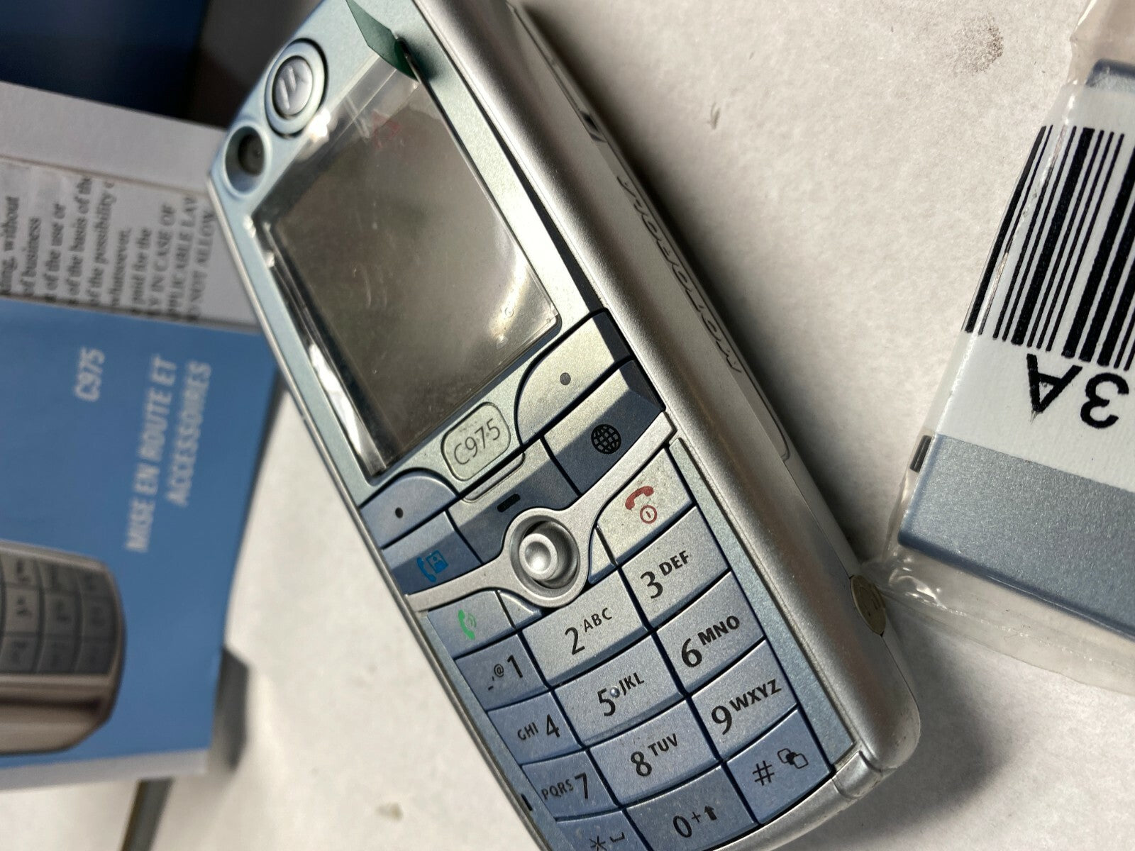 MOTOROLA C975 Silver   Rare collectors phone Mobile Cell n2