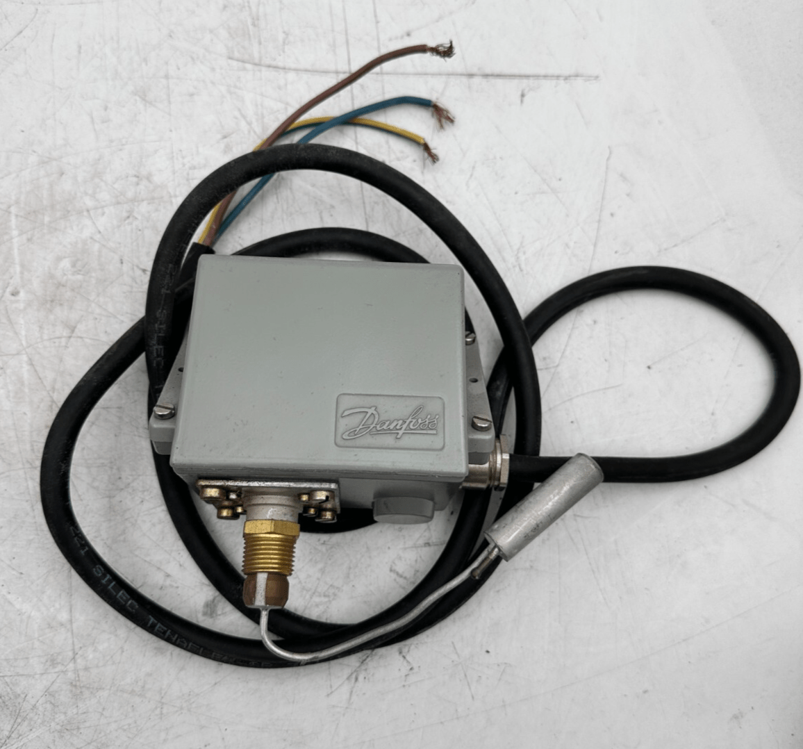 DANFOSS KPS 77 THERMOSTAT - KLR Automation