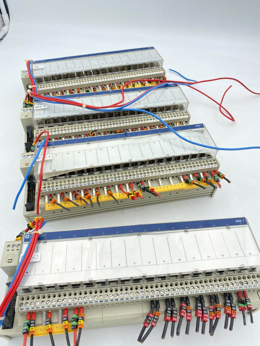 1pc x Telemecanique ABE7 ABE7R16T330 Schneider Electric ABE7 - R16T330 - KLR Automation